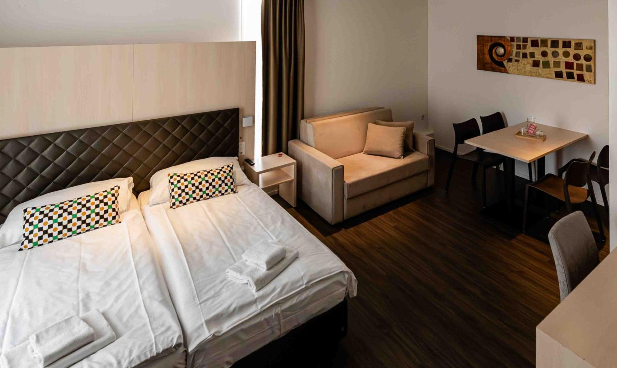 Los Lorentes Apartments Bern Airport Belp Dış mekan fotoğraf